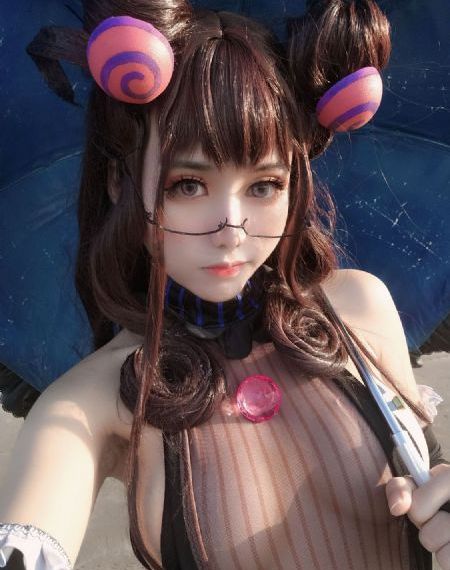 保险女王_720在线手机播放