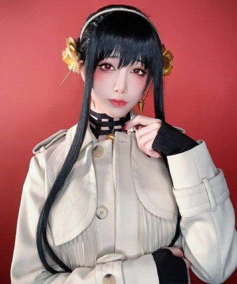 乖乖女的嫩奶女多_BD国语在线观看高清