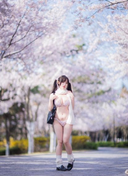 魔女2_HD完整视频观看