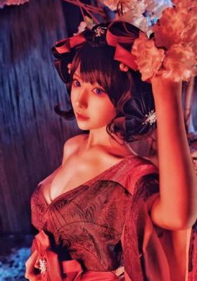 美女沙龙_超清在线播放